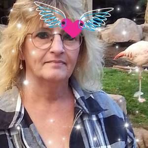 Meet your Posher, Teresa